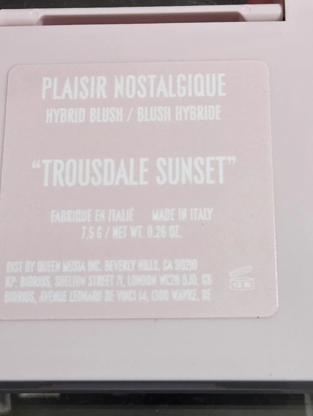 Queen Musia Plaisir Nostalgique Hybrid Blush in Trousdale Sunset